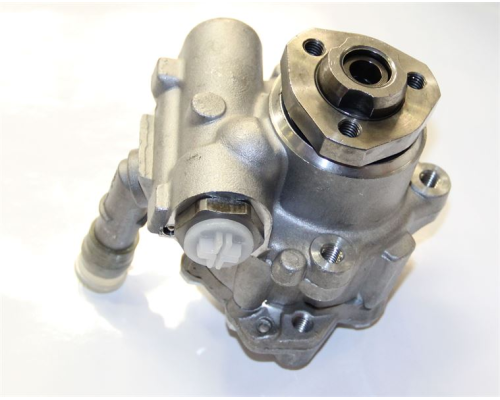 DIREKSIYON POMPASI  FLANSLI  ( VW: GOLF IV 1.6 16V-8V 1.9 TDI  96 - 03  )